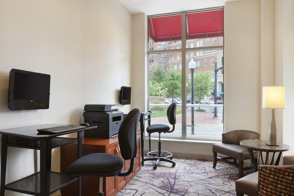 Residence Inn Alexandria Old Town South At Carlyle Buitenkant foto
