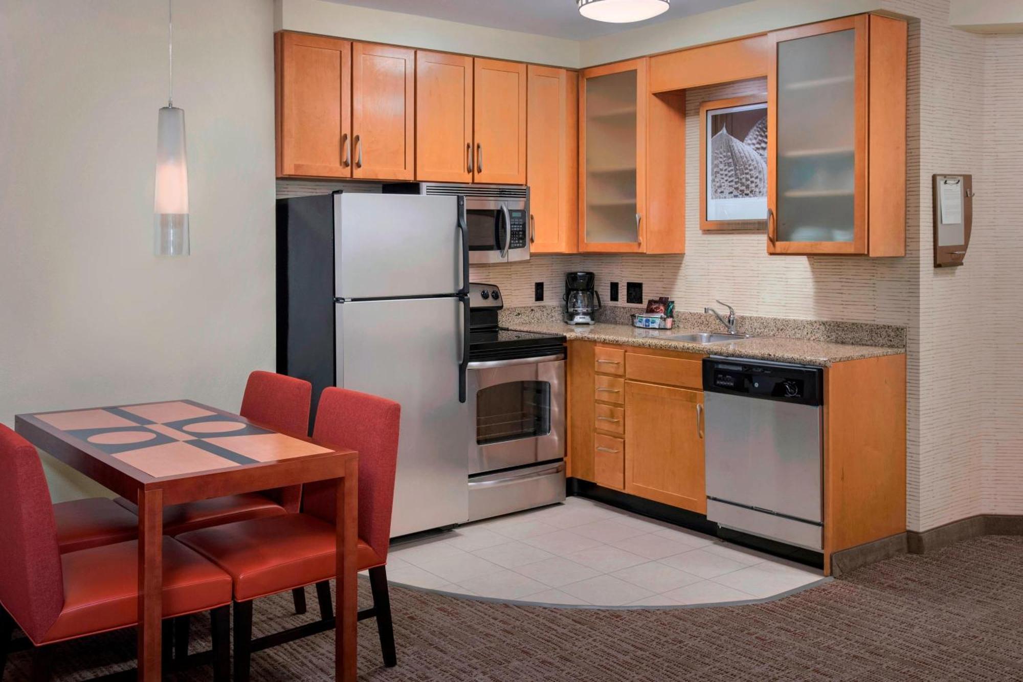 Residence Inn Alexandria Old Town South At Carlyle Buitenkant foto