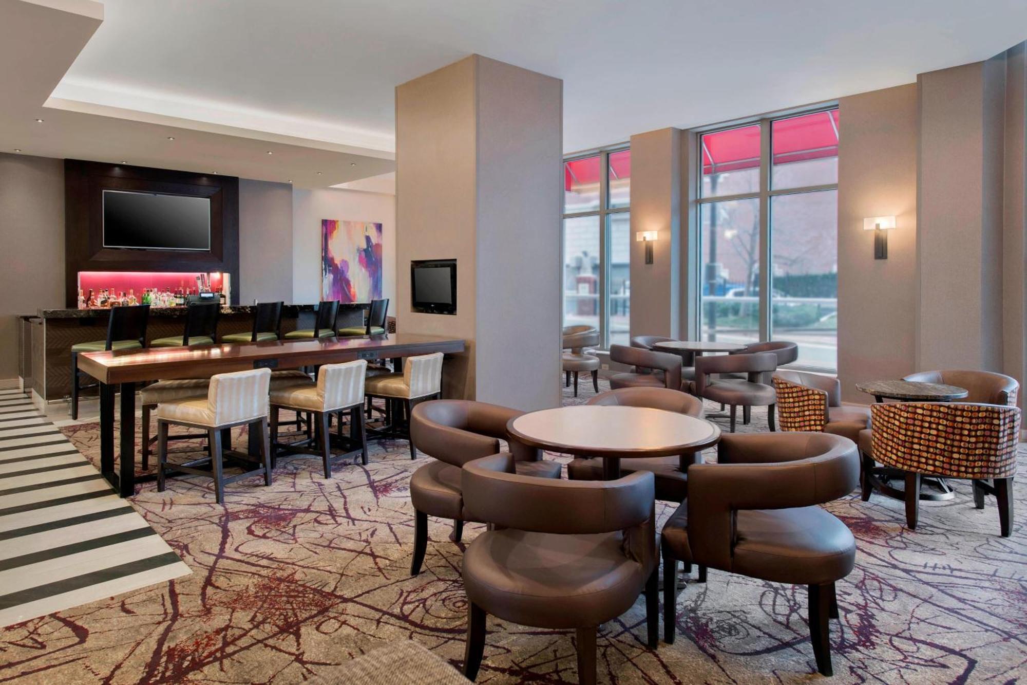 Residence Inn Alexandria Old Town South At Carlyle Buitenkant foto