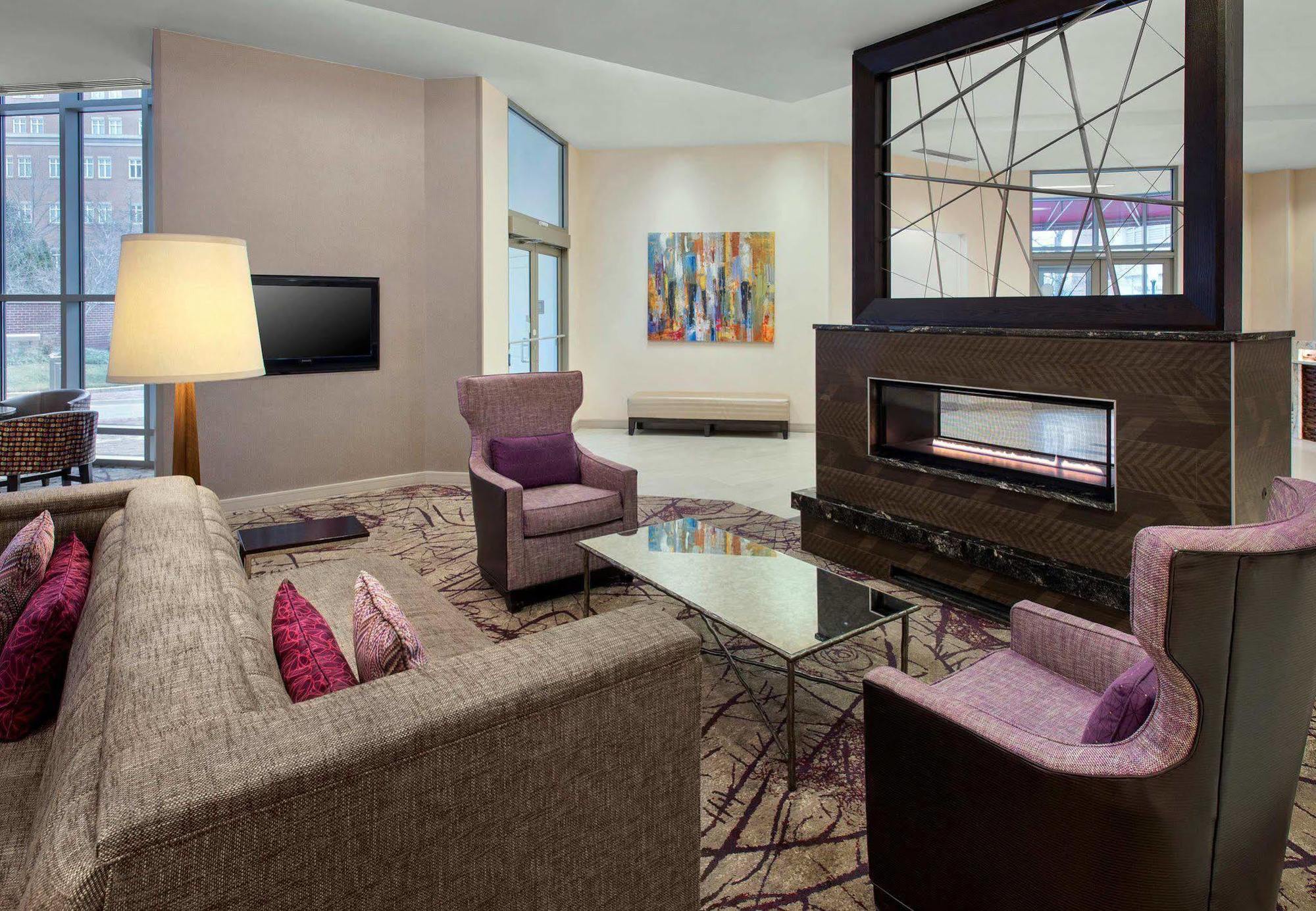 Residence Inn Alexandria Old Town South At Carlyle Buitenkant foto
